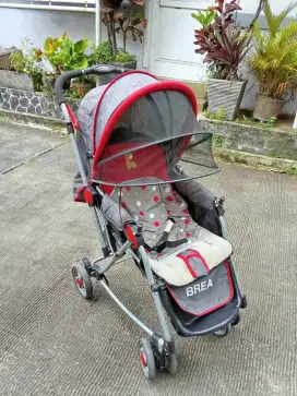 Stroller Lipat Babydoes Brea