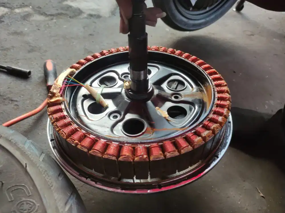 Terima jasa Servis sepeda & Motor listrik