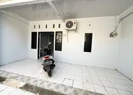 Rumah kontrakan sedang tersewa nempel pondok duta 2 Cimanggis depok