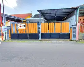 SEWA Rumah Furnish Bagus Dekat Bandara Solo