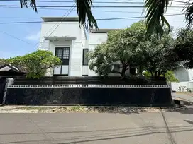 Rumah Mewah HOOK 2 Lantai di Cikutra Dekat Gasibu Bandung