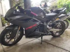 Dijual CBR 250 RR siap pakai Sudah Ganteng di Dekat Unimus Kedungmundu