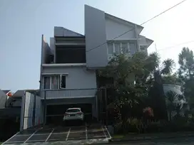 Dijual rumah dekat bandara