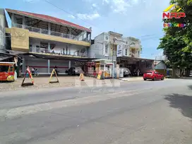 Dijual Ruko 3 Lantai Prospek  tepi Jl. Kolonel Sugiono Banyuwangi kota