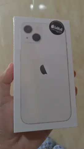 Iphone 13 128gb segel ibox Putih