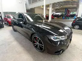 BMW 330i 2.0 M Sport AT 2022 Hitam PREMIUM Condition B1197SAS