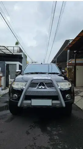 Jual pajero sport dakar 4x2 AT TERAWAT