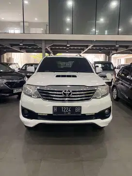 Fortuner 2.5 VNT diesel AT 2013