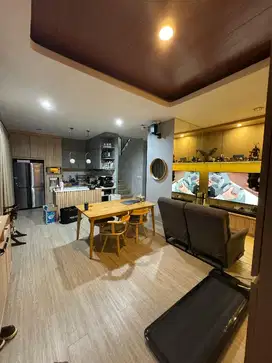 Dijual murah Rumah PIK 8x10 full furnish interior bisa KPR