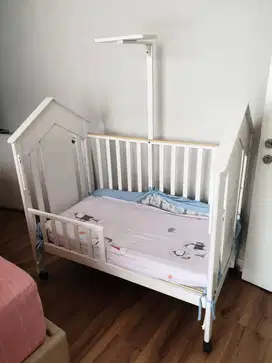 TEMPAT TIDUR BAYI