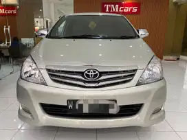 TOYOTA KIJANG INNOVA G 2.0 AUTOMATIC 2010 super istimewa