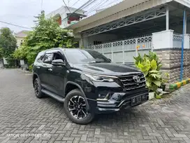 TOYOTA ALL NEW FORTUNER 2.8 VRZ GR SPORT AT 2022 ,KM HANYA 266