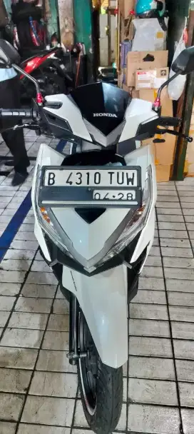 Lagi nyari Vario 150 th 2017/18 yg km low ori