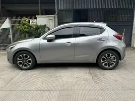 Mazda 2 R 2015 CASH Low Km tangan pertama