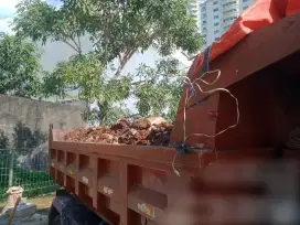 Truk tanah buang sampah dan urugan murah