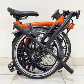 SEPEDA LIPAT BROMPTON S6L ORANGE BLACK EDITION 2018 - ISTIMEWA