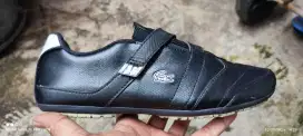 Sepatu Lacoste Velcro