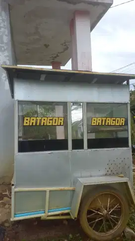 Gerobak Batagor Becak
