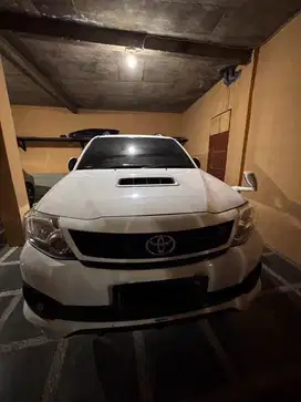 Fortuner TRD Sportivo VNT 2015