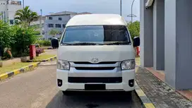 Toyota Hiace Commuter Line 16 Seater 3.0 Diesel MT 2024 Gress Like New