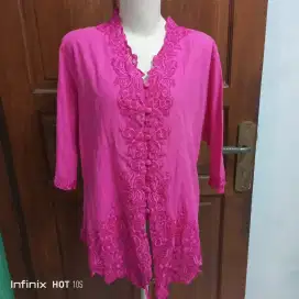 Kebaya Encim Pink