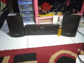 Speker center dan suround sony