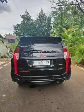 PajeroSport 4x2 AT Full Original 100% Liat Pasti Suka