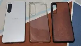 Casing Xperia 5 Mark IV coklat