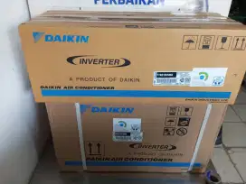 AC DAIKIN INVERTER 1/2 PK 110 Watt FTKQ15UVM4 JUAL BERIKUT PASANG