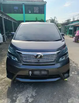 Toyota Velllfire mulus terawat siap pakai