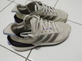 Sepatu Adidas Boost