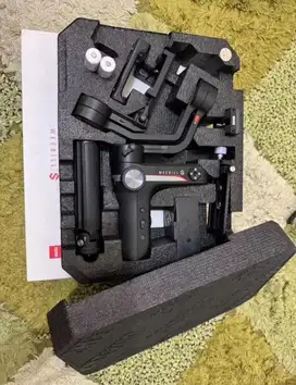 Gimbal weebill S
