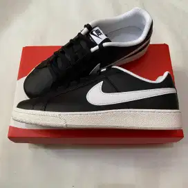 Original Sepatu Nike Court Royale Sneakers