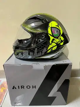 Airoh Connor Gamer Gloss size M (bukan airoh valor)
