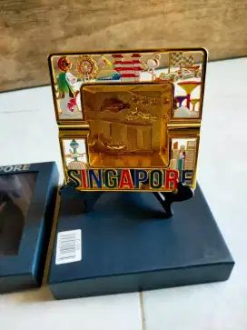pajangan asbak singapore asli original
