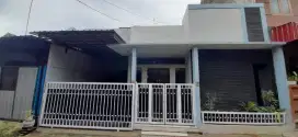 Dijual rumah lokasi di tengah kota pati