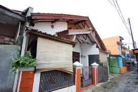 Jual Rumah murah di Beji Depok jl rawa Maya luas 78m2