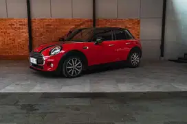 Mini Cooper 5 Pintu 1500cc tahun 2018 lci