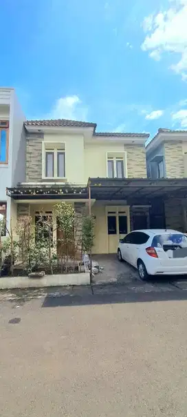 Jual Rumah Tingkat  di Gandul Flower Residen