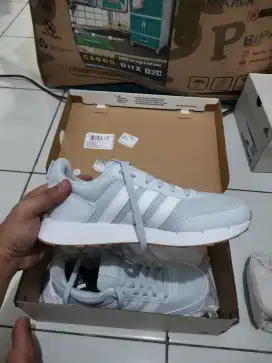 Sepatu Adidas Running & Lifestyle Run 50s Shoes Women Blue IG6558