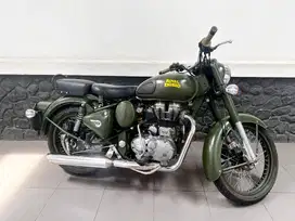 ROYAL ENFIELD CLASSIC 500  'BATTLE GREEN'