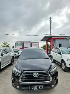 Innova 2021 G diesel matic. Km 74rb