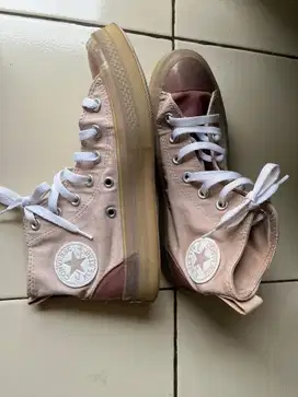 Sepatu converse