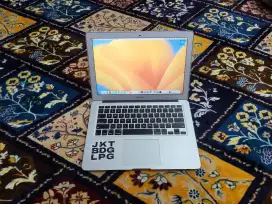 Macbook air 2017 8GB 128GB secepatnyaa