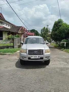 Dijual ford new everest