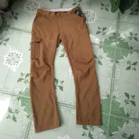 Celana Fieldcore