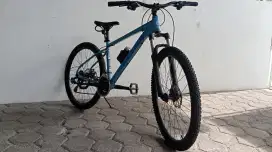 sepeda polygon cascade 3 blue