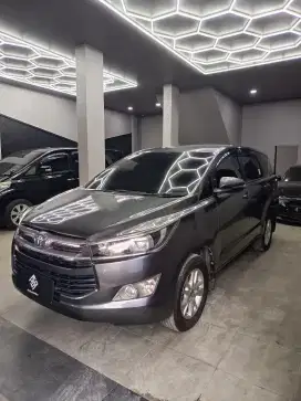 Toyota innova G solar matic tahun 2019 warna abu abu