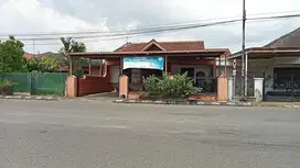 Disewakan Rumah Cocok untuk Caffe/kantor  2 Menit ke Alun2 Purwokerto