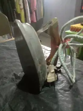 Setrika jadul antik